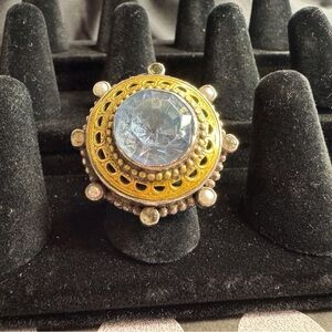 Mars and Valentine blue topaz, pearl ring, size 6!